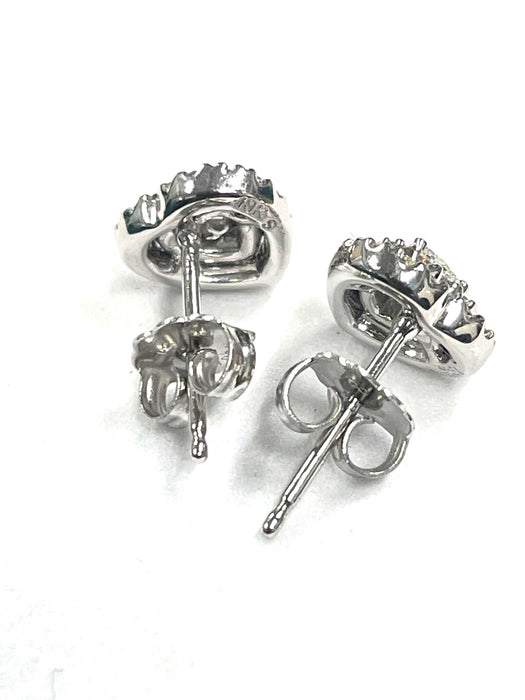 NO BRAND Heart Cluster Diamond Stud Earrings