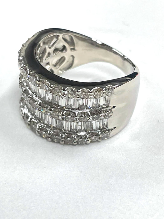 NO BRAND Baguette Diamond Ring