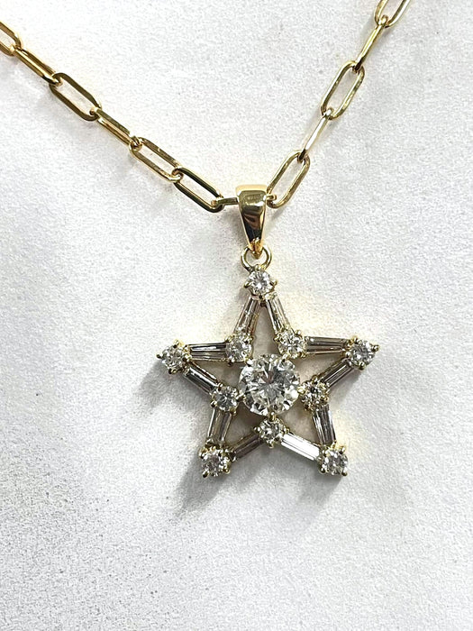 NO BRAND Star Baguette Diamond Necklace