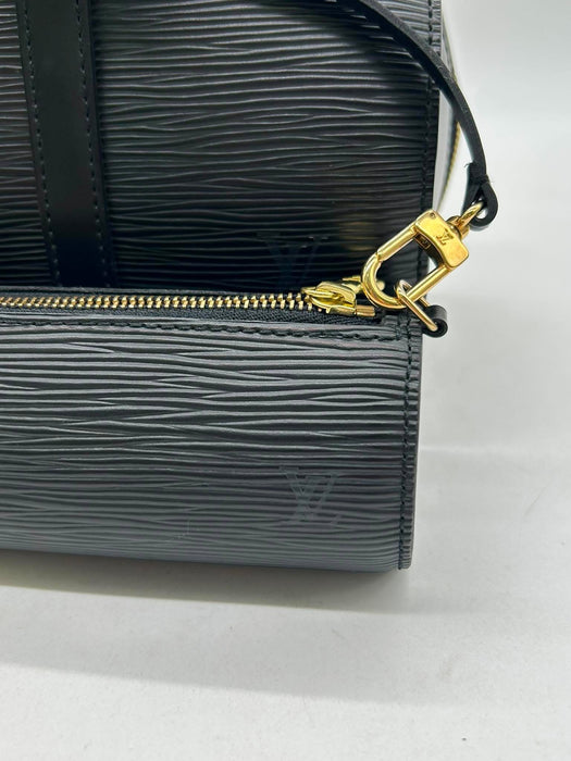 LOUIS VUITTON Soufflot Black Epi with Pouch Handbag