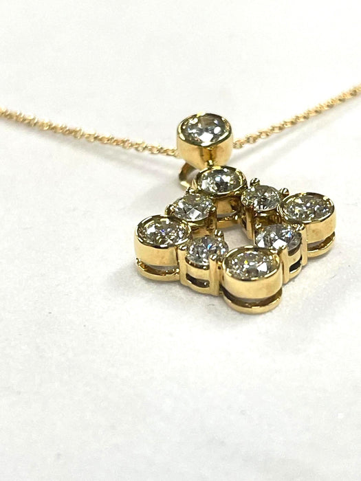 NO BRAND Clover Diamond Necklace