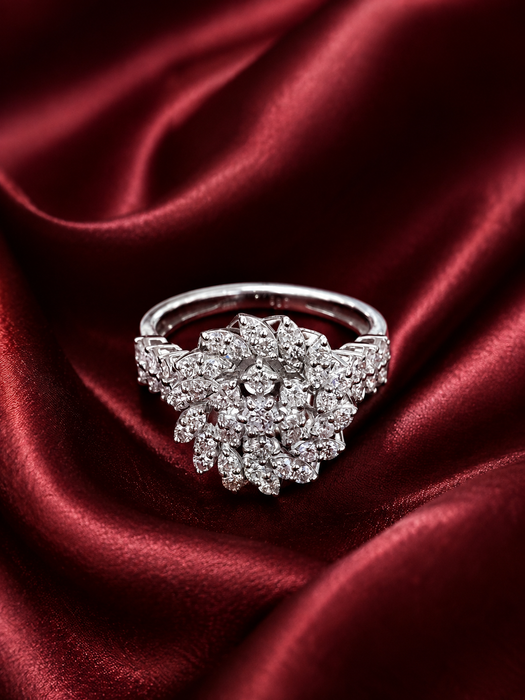 NO BRAND Cluster Diamond Ring