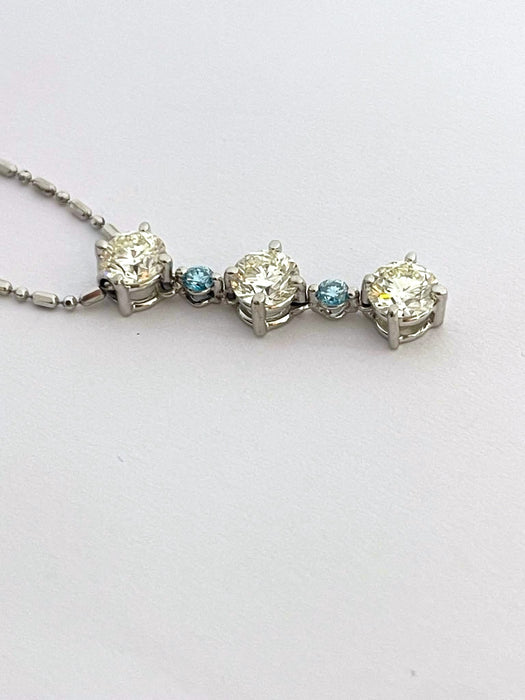 NO BRAND Blue and White Diamond Necklace