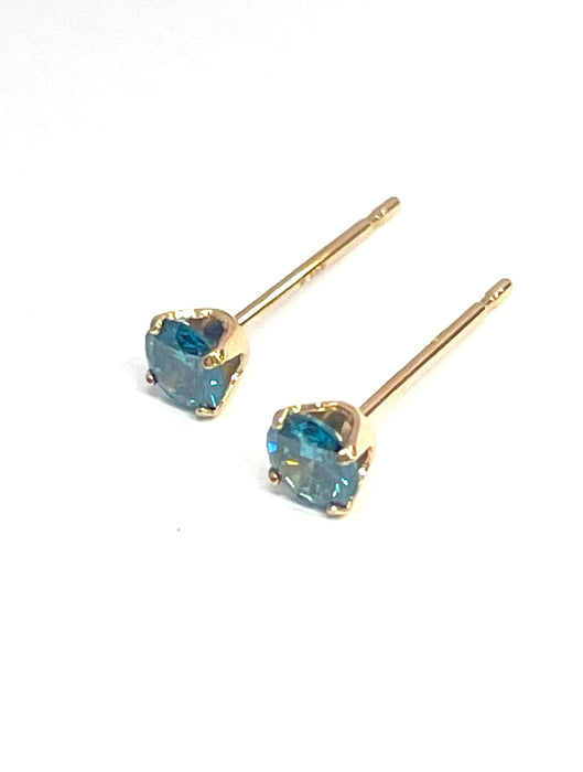 NO BRAND Blue Diamond Stud Earrings