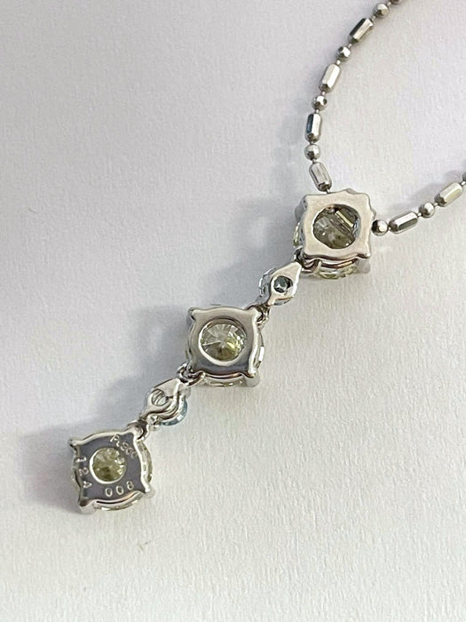 NO BRAND Blue and White Diamond Necklace