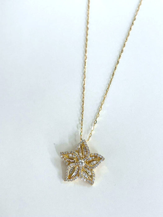 NO BRAND Star Baguette Diamond Necklace