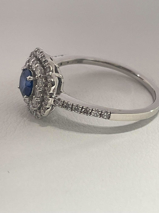 NO BRAND Sapphire & Cluster Diamond Ring
