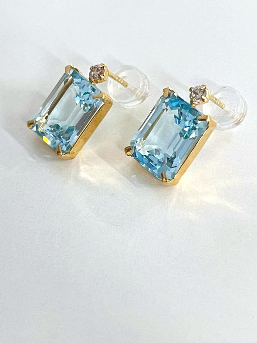 NO BRAND Swiss Blue Topaz & Diamond Stud Earrings