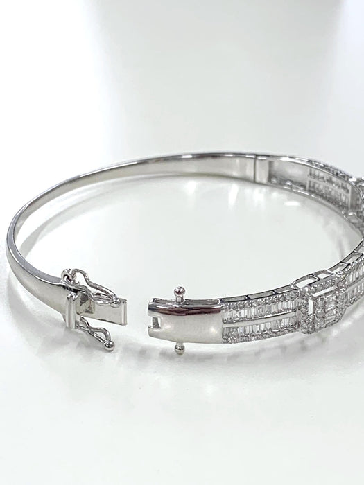 NO BRAND Baguette Diamond Bangle