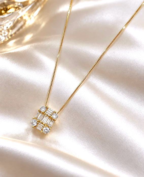 NO BRAND Square Baguette Diamond Necklace