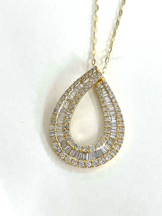 NO BRAND Pear Shape Baguette Diamond Necklace