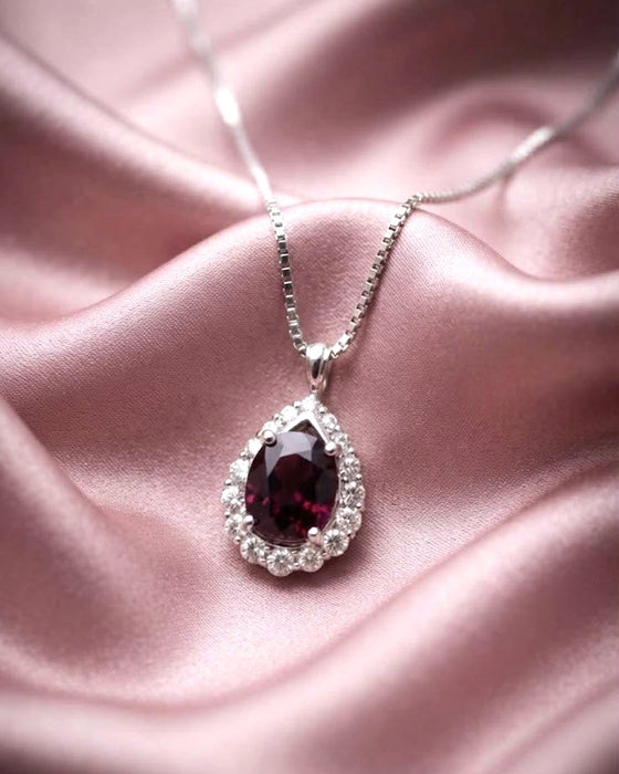 NO BRAND Garnet & Pear Shape Diamond Necklace