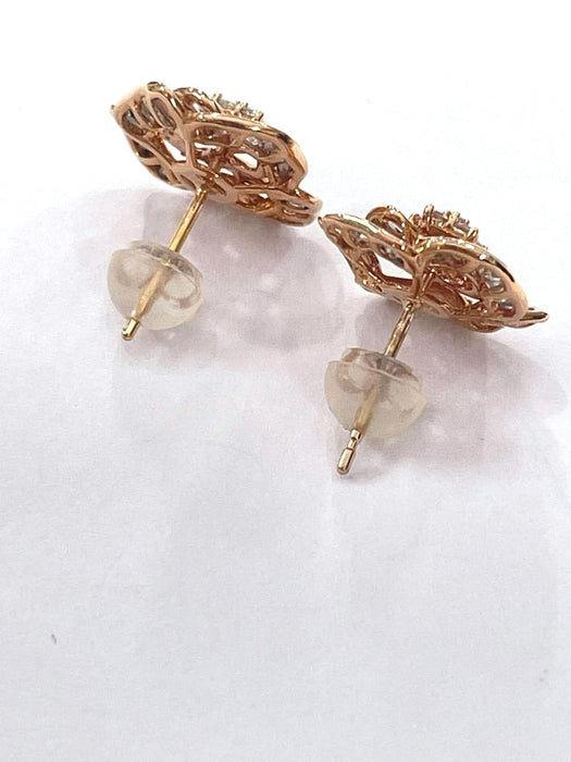 NO BRAND Camelia Baguette Diamond Stud Earrings