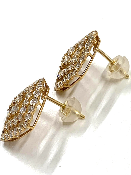 NO BRAND Square Cluster Diamond Stud Earrings