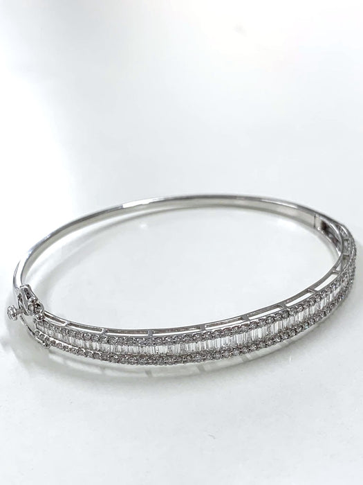 NO BRAND Baguette Diamond Bangle