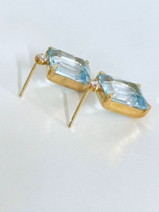 NO BRAND Swiss Blue Topaz & Diamond Stud Earrings