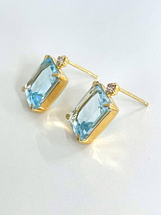 NO BRAND Swiss Blue Topaz & Diamond Stud Earrings