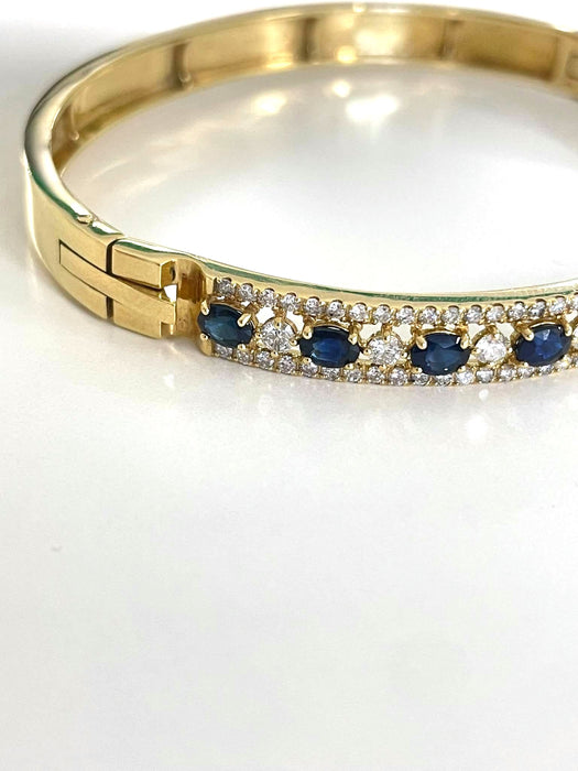 NO BRAND Blue Sapphire & Diamond Bangle