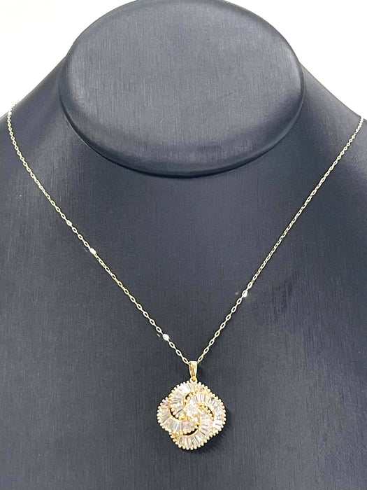 NO BRAND Spiral Baguette Diamond Necklace