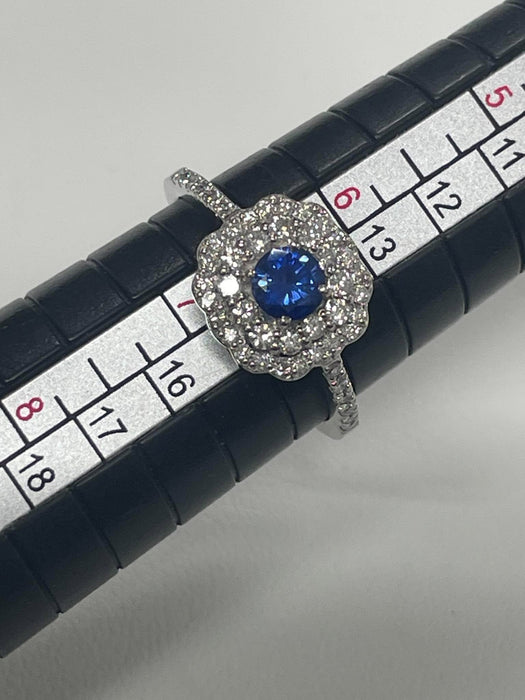 NO BRAND Sapphire & Cluster Diamond Ring
