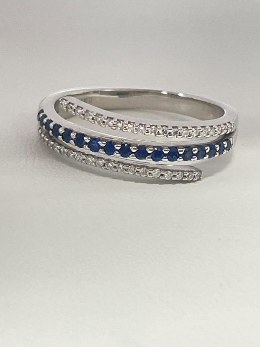 NO BRAND Sapphire & Diamond Ring