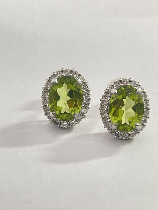 NO BRAND Peridot & Diamond Stud Earrings