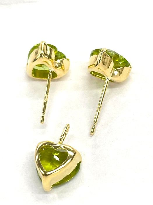 NO BRAND Heart Peridot Top Pendant & Stud Earrings (SET)