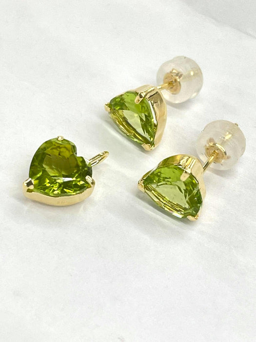 NO BRAND Heart Peridot Top Pendant & Stud Earrings (SET)