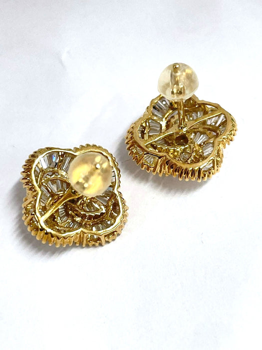 NO BRAND Spiral Baguette Stud Earrings