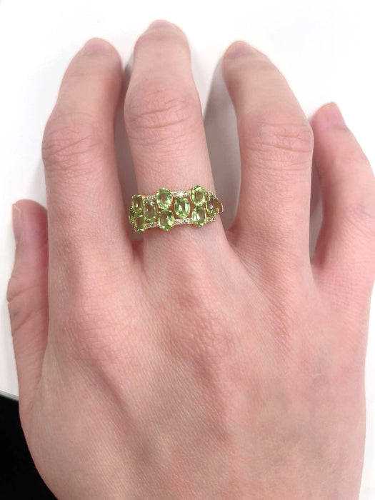 NO BRAND Peridot & Diamond Ring