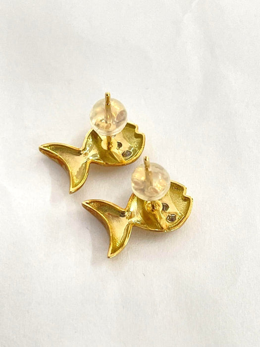 NO BRAND Fish-Shaped 3P Diamond Stud Earrings
