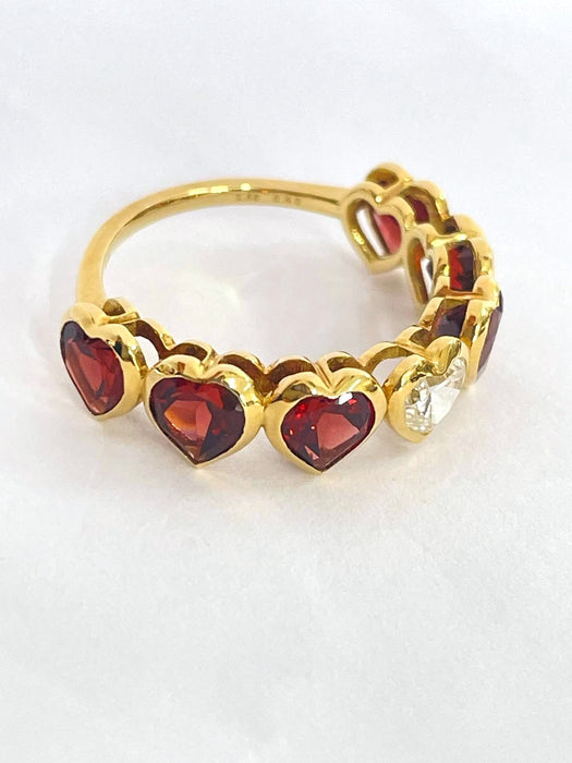 NO BRAND Heart Red Garnet & Diamond Ring