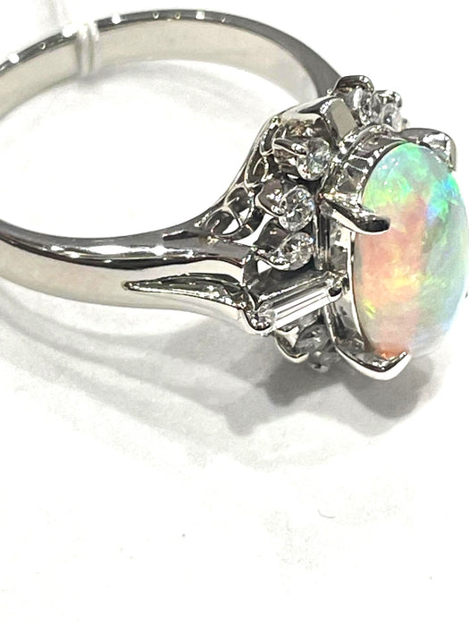 NO BRAND Opal & Diamond Ring
