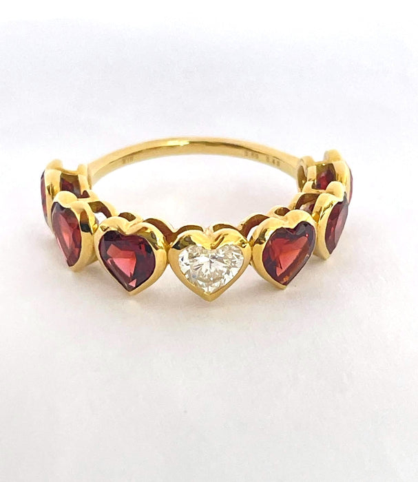 NO BRAND Heart Red Garnet & Diamond Ring