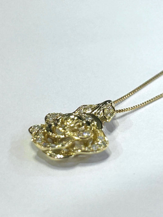 NO BRAND Rose Diamond Necklace