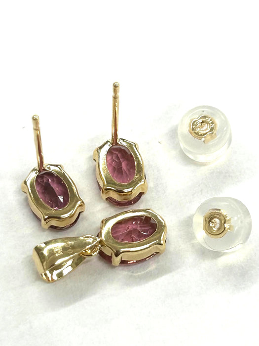 NO BRAND Pink Tourmaline Top Pendant & Stud Earrings (SET)