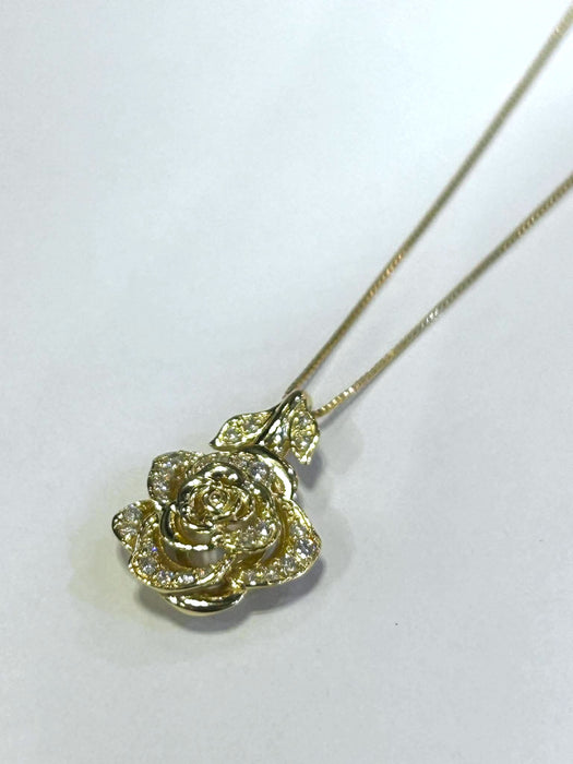 NO BRAND Rose Diamond Necklace