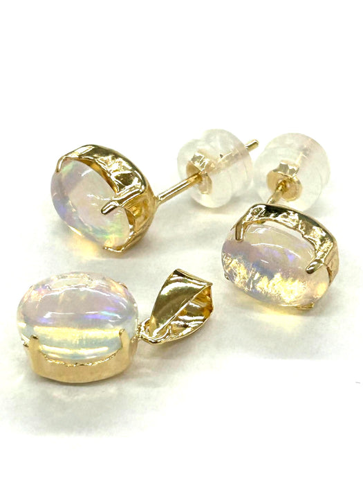 NO BRAND Opal Top Pendant & Stud Earrings (SET)