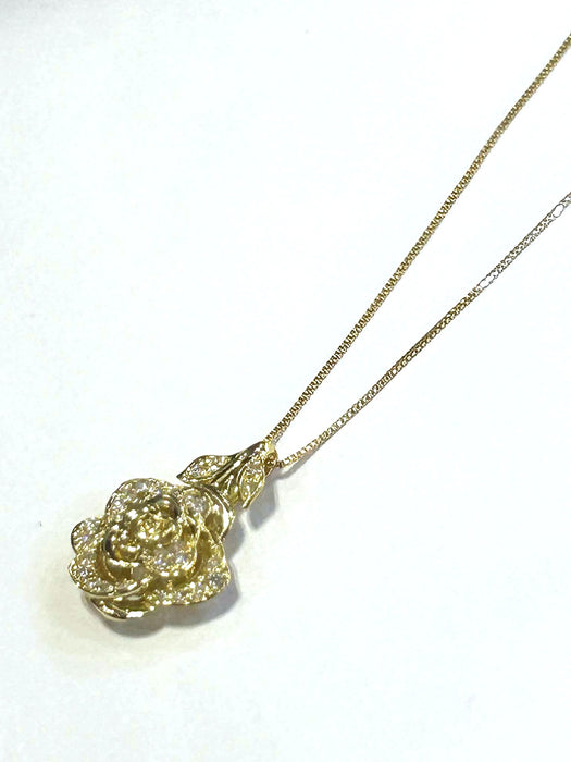 NO BRAND Rose Diamond Necklace