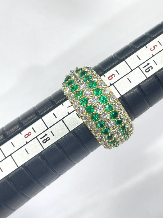 NO BRAND Emerald & Diamond Dome Ring