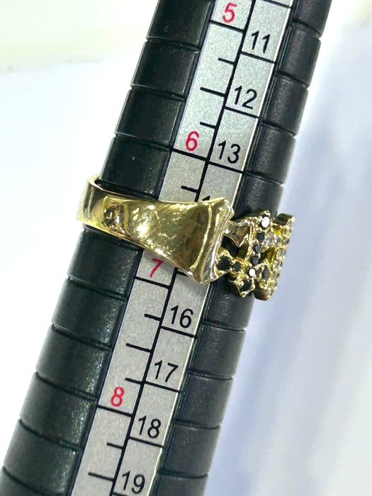 NO BRAND White & Black Cluster Diamond Ring
