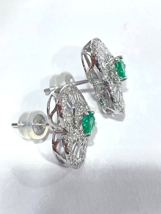 NO BRAND Heart Emerald Baguette Diamond Stud Earrings