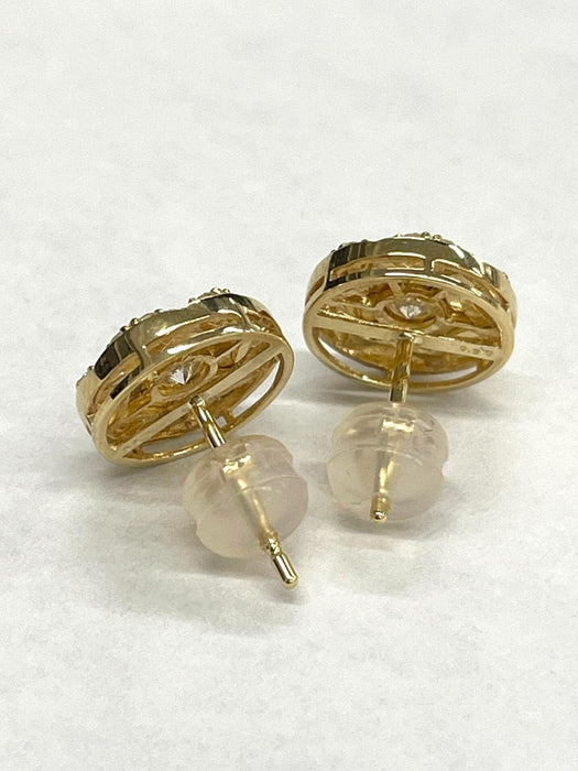NO BRAND Round Diamond Stud Earrings