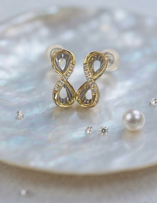 NO BRAND Infinity Stud Diamond Earrings