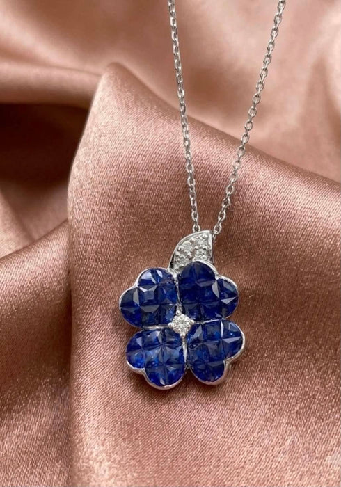 NO BRAND Clover Sapphire and Diamond Necklace