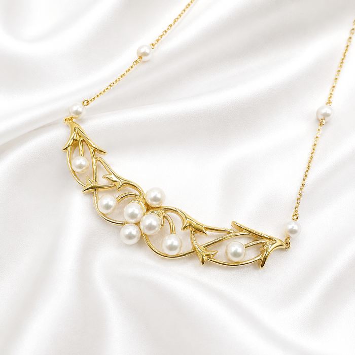MIKIMOTO Pearl Necklace