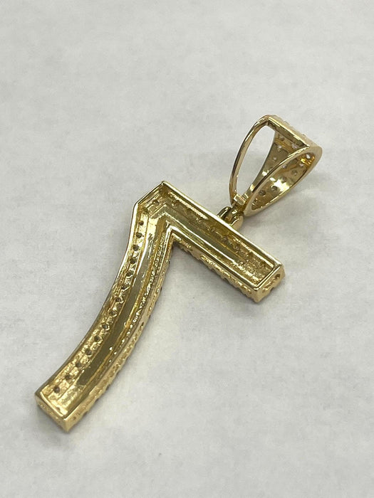 NO BRAND Number 7 Diamond Top Pendant